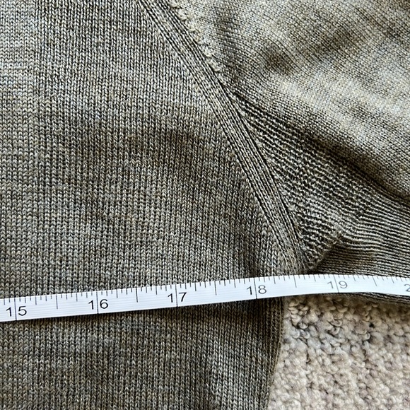 Lululemon 100% wool hoodie - Picture 7 of 9